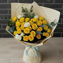 Букет цветов из:  Розы в Восточный