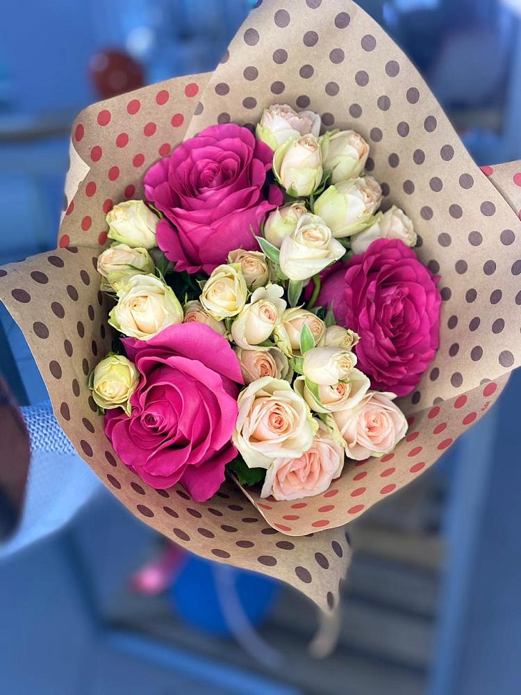 Букет цветов из: Розы в Восточный