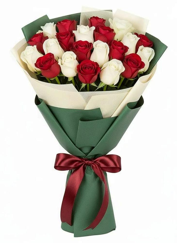 Букет Микс из красных и белых роз в Восточный