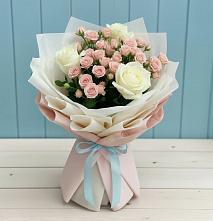 Букет цветов из:  Розы в Восточный