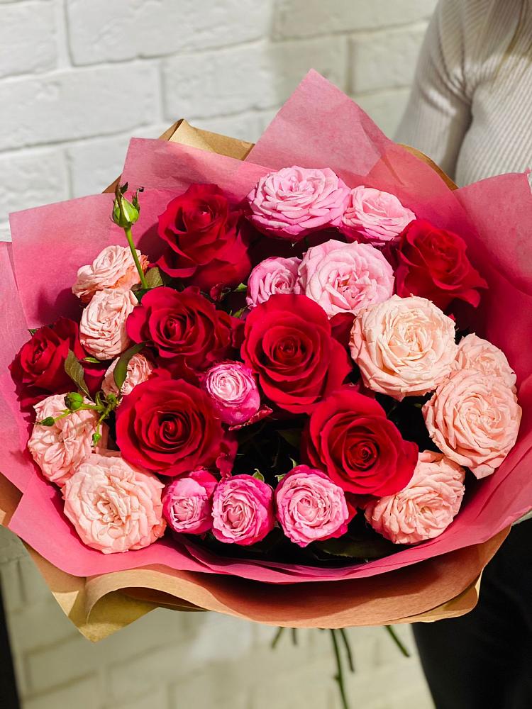 Букет цветов из: Розы в Восточный