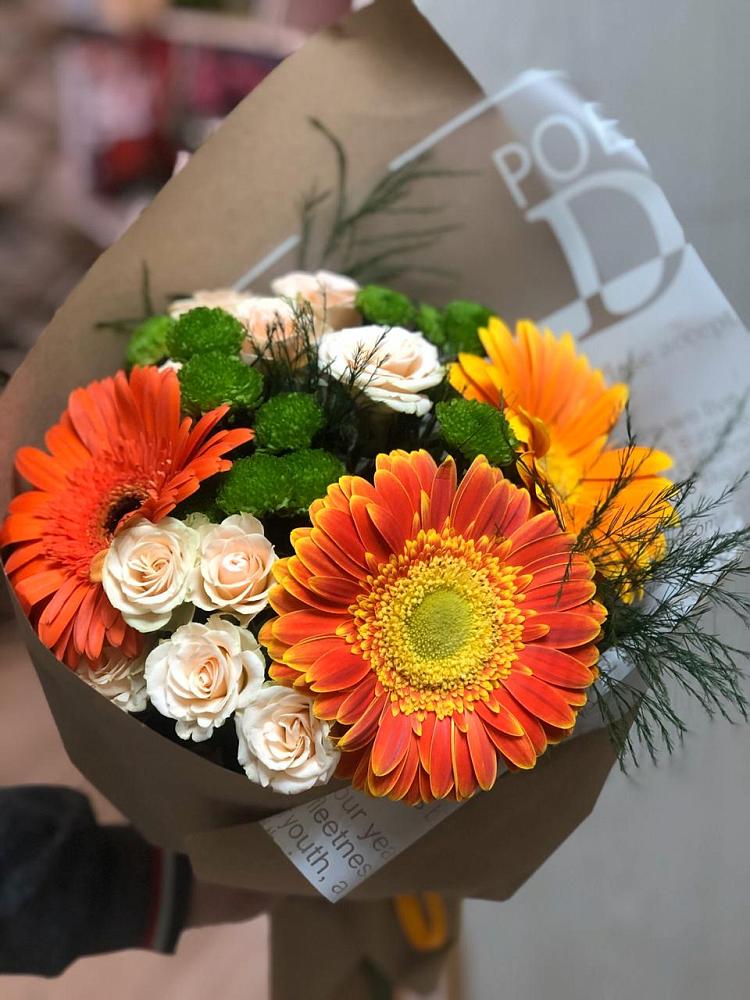 Букет цветов из: Герберы, Хризантемы и Розы в Восточный