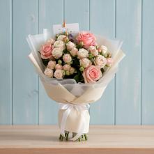 Букет цветов из:  Розы в Восточный